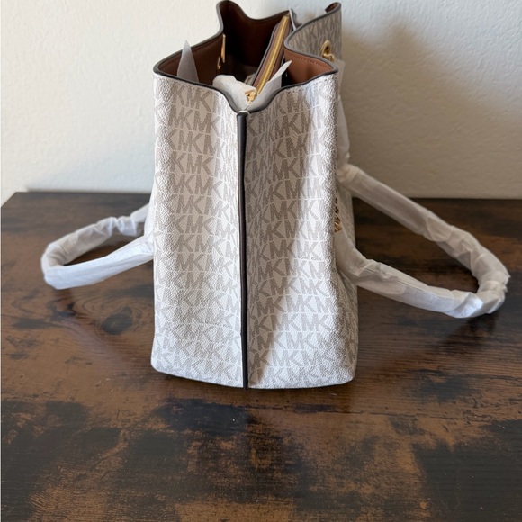 Shoulder bag - Picture 3 of 4